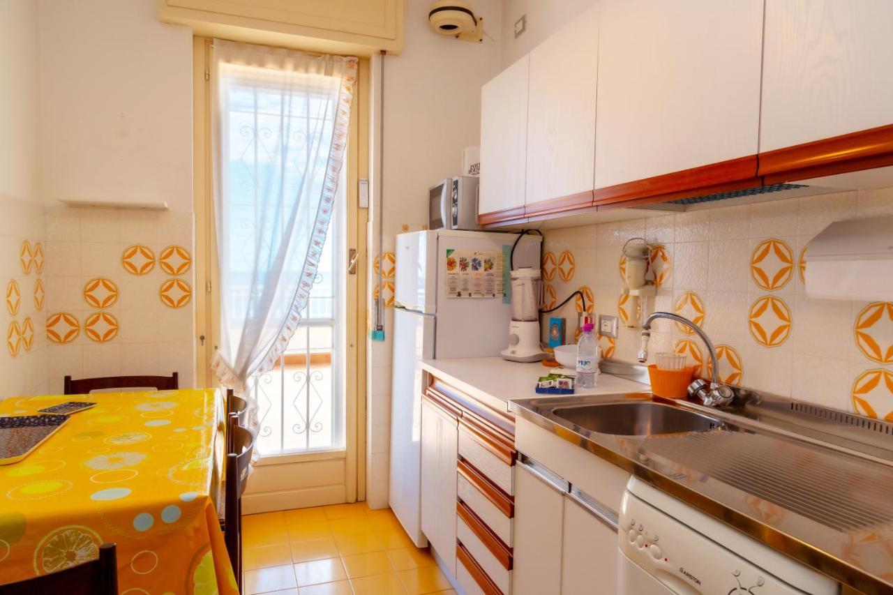 168B - La Terrazza Sul Mare, Casa A 10 Minuti Da Spiaggia, Parcheggio Privato Gratis 산레모 외부 사진